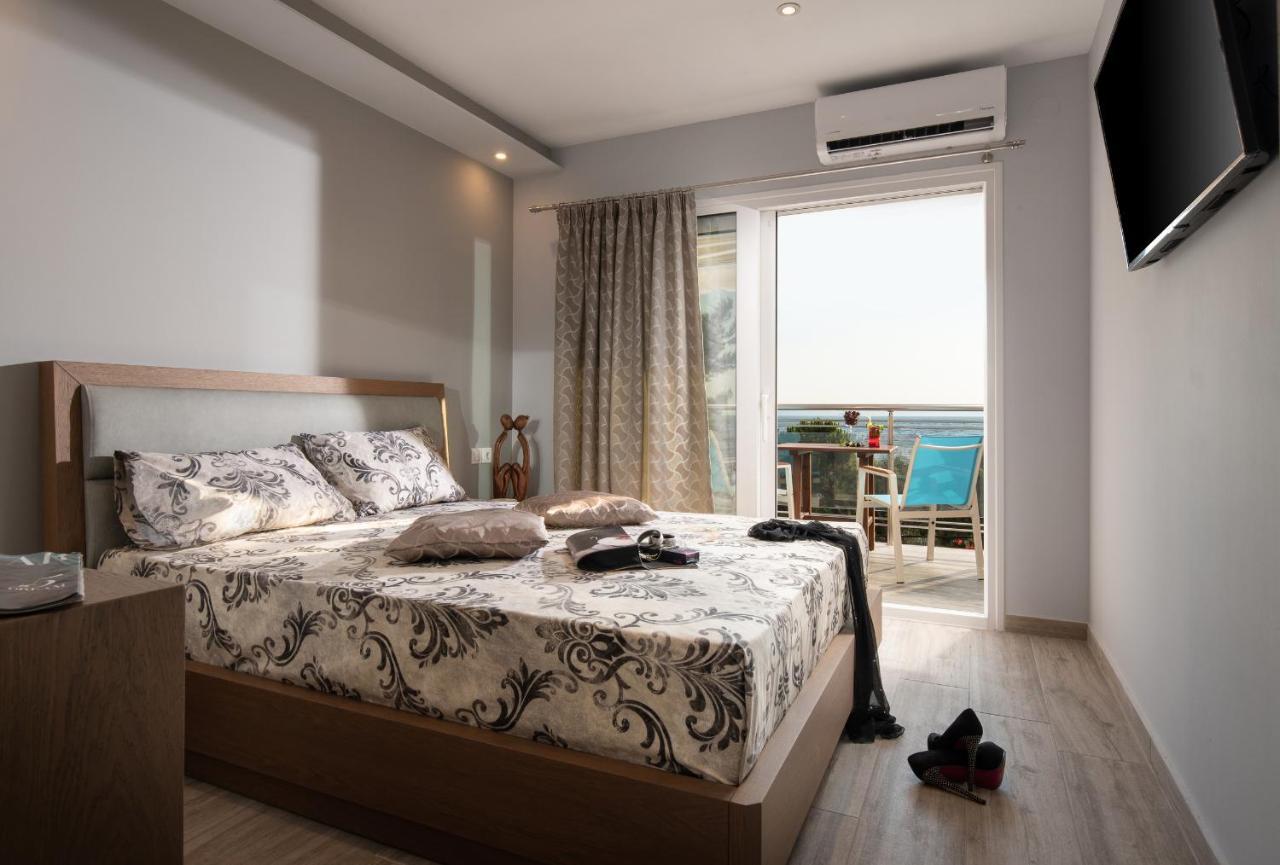 Sunset Studios - Suites With Seaview & Back Side Apartements Toroni Ngoại thất bức ảnh