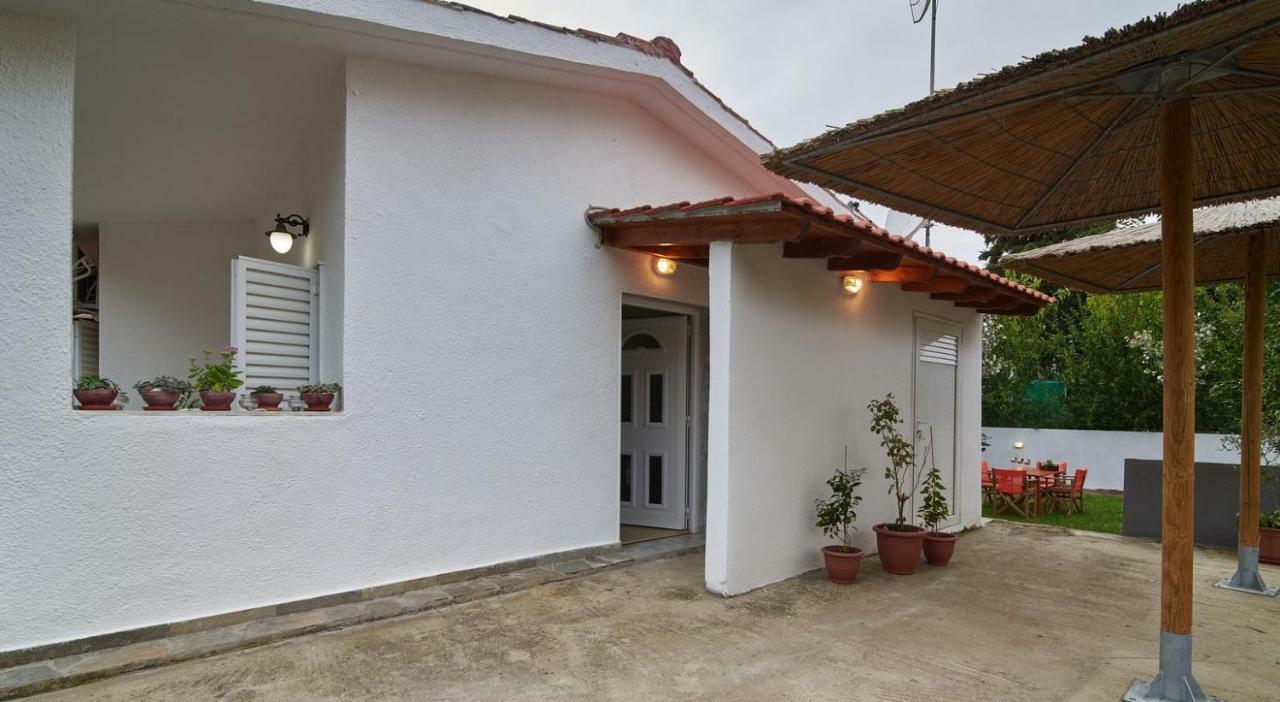 Sunset Studios - Suites With Seaview & Back Side Apartements Toroni Ngoại thất bức ảnh